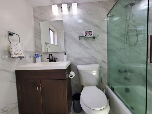 259 S Cypress Rd 526, Pompano Beach FL 33060