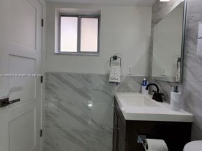 259 S Cypress Rd 526, Pompano Beach FL 33060