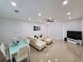 259 S Cypress Rd 526, Pompano Beach FL 33060