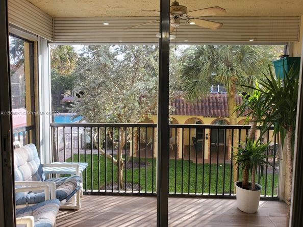 259 S Cypress Rd 526, Pompano Beach FL 33060