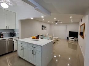 259 S Cypress Rd 526, Pompano Beach FL 33060