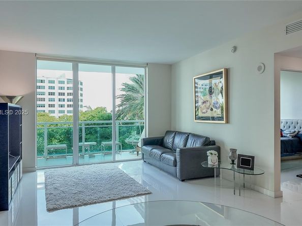951 Brickell Ave 1206, Miami FL 33131