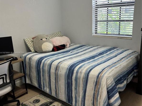 152 SE 37th Ter 152, Homestead FL 33033