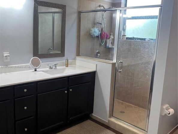 152 SE 37th Ter 152, Homestead FL 33033