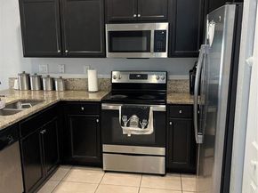 152 SE 37th Ter 152, Homestead FL 33033