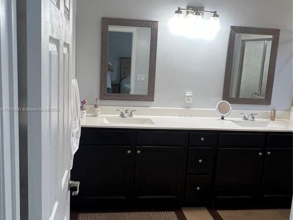 152 SE 37th Ter 152, Homestead FL 33033