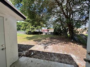 2511 Atlantic Ave, Opa-Locka FL 33054