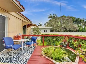 1340 Jackson St, Hollywood FL 33019