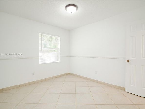 14478 SW 139th Ave Cir W, Miami FL 33186
