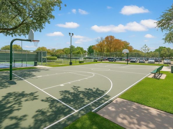 14478 SW 139th Ave Cir W, Miami FL 33186