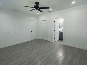 912 W 10th St, Riviera Beach FL 33404