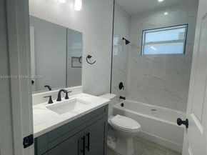 912 W 10th St, Riviera Beach FL 33404