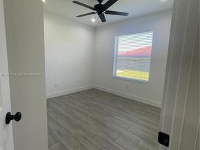 912 W 10th St, Riviera Beach FL 33404