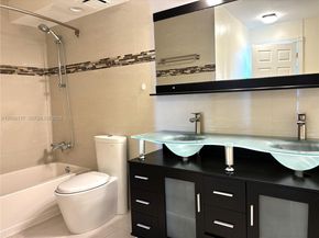 2500 NE 135th St C1011, North Miami FL 33181
