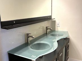2500 NE 135th St C1011, North Miami FL 33181