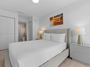 239 SW 9th St 2304, Miami FL 33130