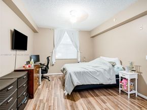 1900 Van Buren St 112B, Hollywood FL 33020