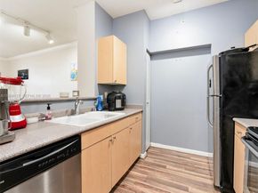 1900 Van Buren St 112B, Hollywood FL 33020