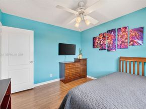 10376 SW 18th St, Davie FL 33324