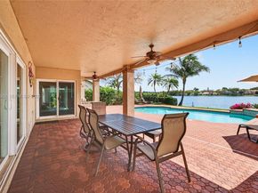 10376 SW 18th St, Davie FL 33324