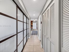 10376 SW 18th St, Davie FL 33324