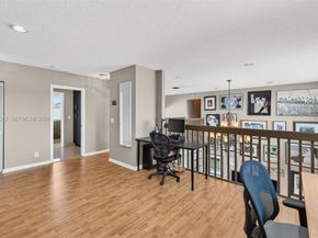 10376 SW 18th St, Davie FL 33324