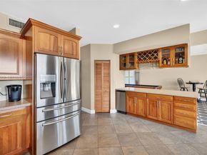 10376 SW 18th St, Davie FL 33324