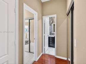 10376 SW 18th St, Davie FL 33324