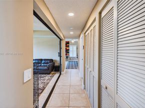 10376 SW 18th St, Davie FL 33324