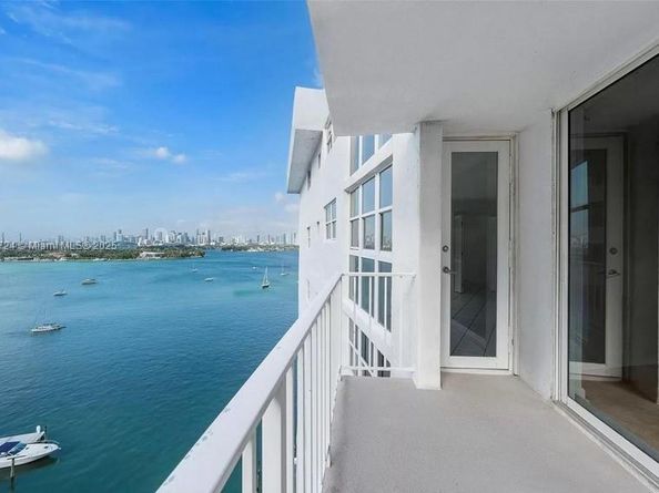 1228 West Ave 1415, Miami Beach FL 33139