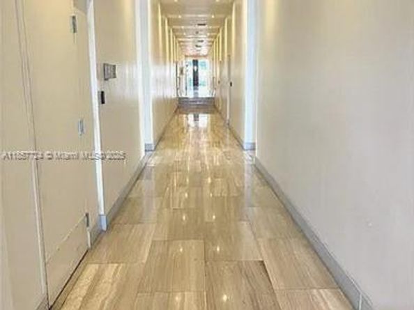 1228 West Ave 1415, Miami Beach FL 33139