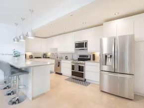 17650 NE 19th Ave, North Miami Beach FL 33162