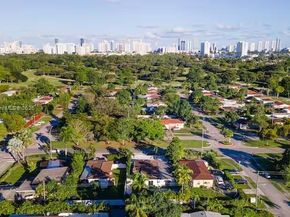 17650 NE 19th Ave, North Miami Beach FL 33162