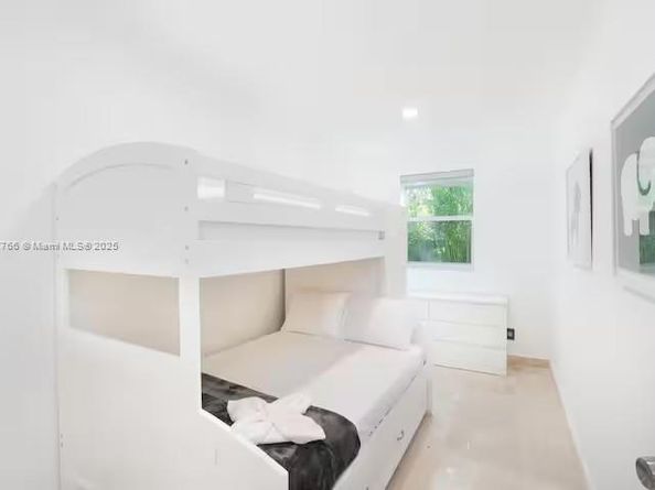 17650 NE 19th Ave, North Miami Beach FL 33162