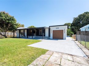 220 NW 144th St, Miami FL 33168