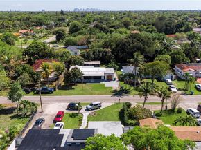 220 NW 144th St, Miami FL 33168