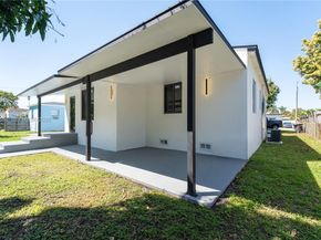 220 NW 144th St, Miami FL 33168
