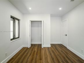 220 NW 144th St, Miami FL 33168