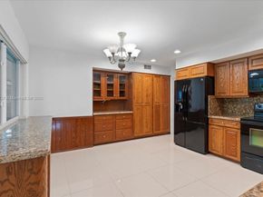 1961 NE 188th St, Miami FL 33179