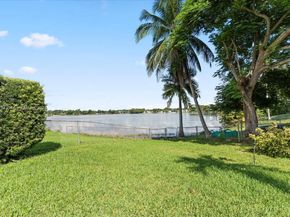 1961 NE 188th St, Miami FL 33179