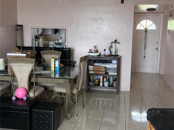 18555 NE 14th Ave 715, Miami FL 33179