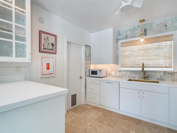 9357 NE 9th Pl, Miami Shores FL 33138