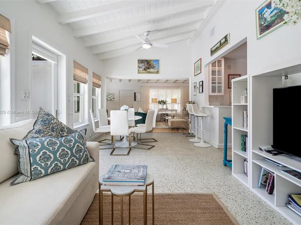 9357 NE 9th Pl, Miami Shores FL 33138