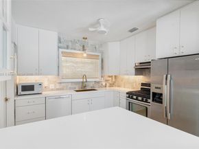 9357 NE 9th Pl, Miami Shores FL 33138