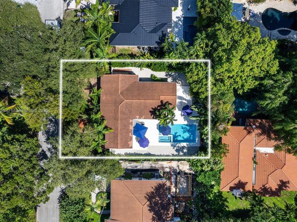 9357 NE 9th Pl, Miami Shores FL 33138