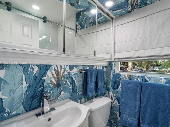 9357 NE 9th Pl, Miami Shores FL 33138