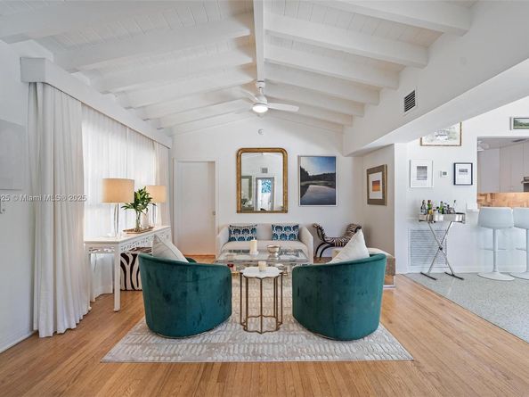 9357 NE 9th Pl, Miami Shores FL 33138