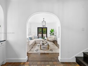 628 NE 59th St, Miami FL 33137