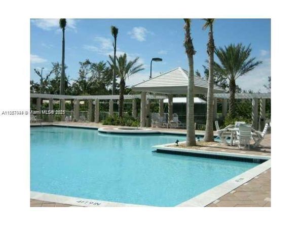 770 NE 69th St 1E, Miami FL 33138