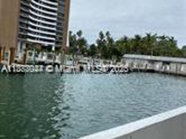770 NE 69th St 1E, Miami FL 33138